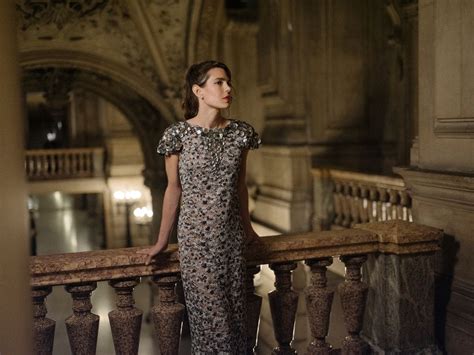 chanel abiti eleganti|L'abito Chanel di Charlotte Casiraghi costosissimo e elegante.